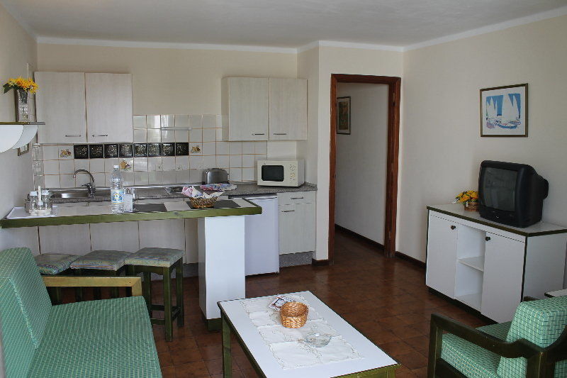 Apartamentos La Florida Пуерто дел Кармен Екстериор снимка