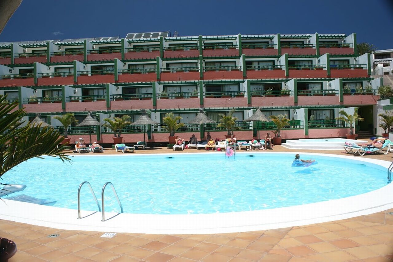 Apartamentos La Florida Пуерто дел Кармен Екстериор снимка